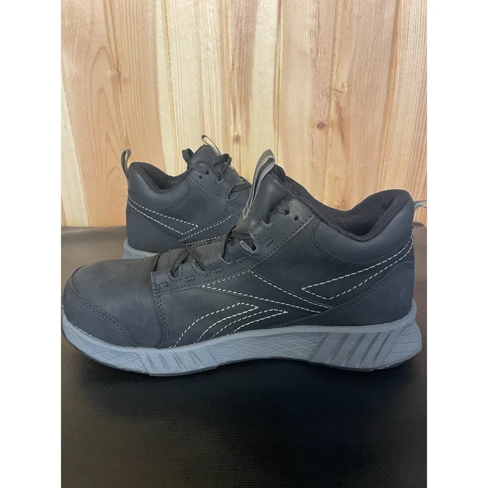 Reebok new without